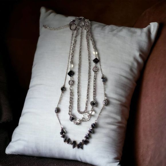 Three-strand necklace! - Picture 1 of 4